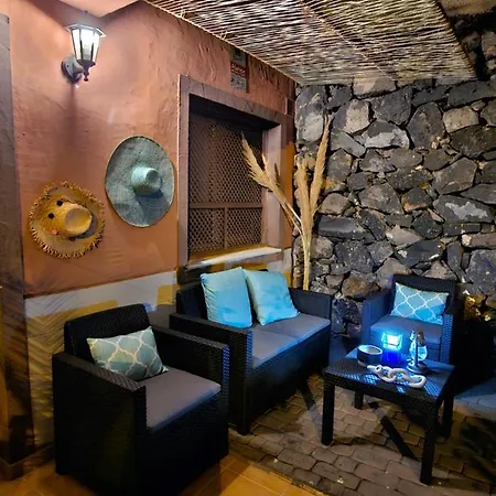 Paraiso Del Camello Parking Y Terrazs Privada * San Miguel de Abona