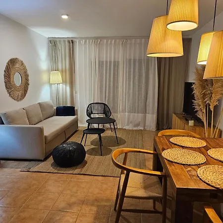 Paraiso Del Camello Parking Y Terrazs Privada San Miguel de Abona